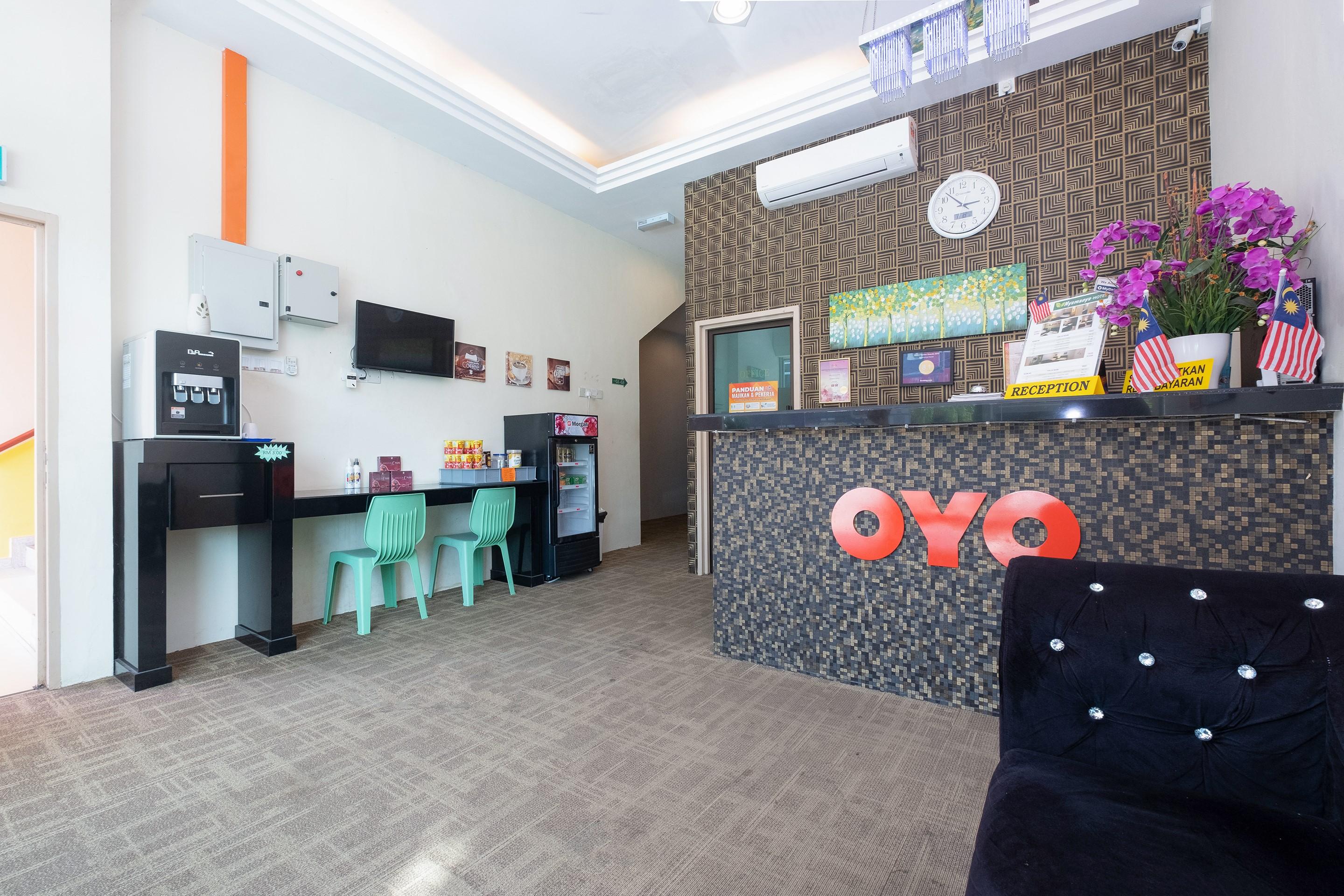 Oyo 89981 Nyamanya Hotel Куантан Екстер'єр фото